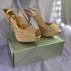 Eloise - Pink Blush - Satin - With Gold Metallic Accents - Size 11